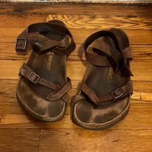Birkenstock Yara Footbed Sandal - brown